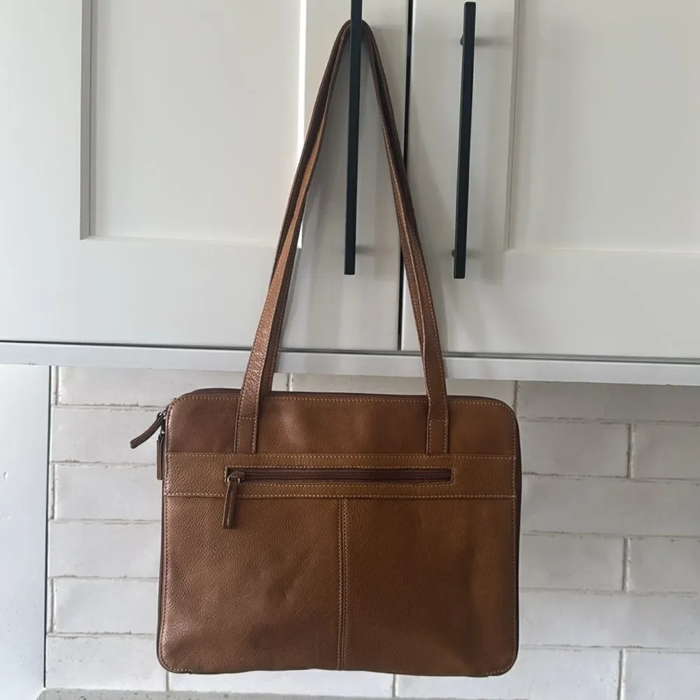 Tignanello Vintage Tan Genuine Leather Women’s Shoulder Handbag Zip Compartments